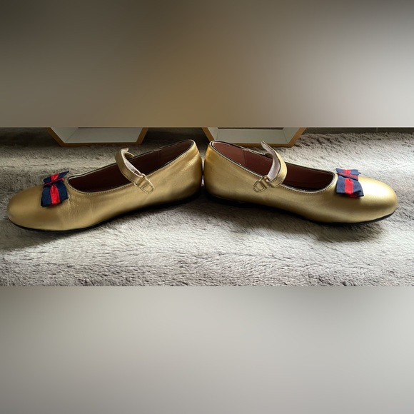 🔥🔥Authentic GUCCI Gold Metallic Ballet Shoes Flats With Bow /Girls Sz 35 - Picture 3 of 7